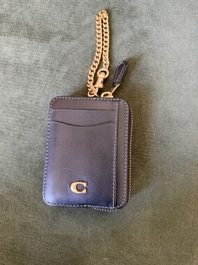 Coach Essential Chain Card Case